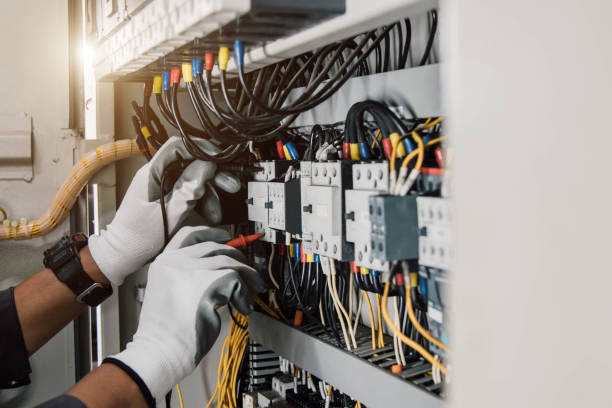 Best Electrical Contractors for Businesses  in Janesville, MN